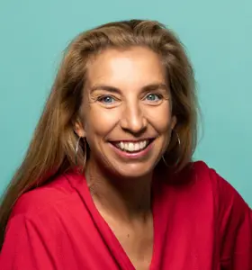 Beata Wickbom - Beata Wickbom är en av Sveriges mest erfarna moderatorer inom digitalisering, innovation och affärsutveckling och leder samtal som engagerar och fördjupar.