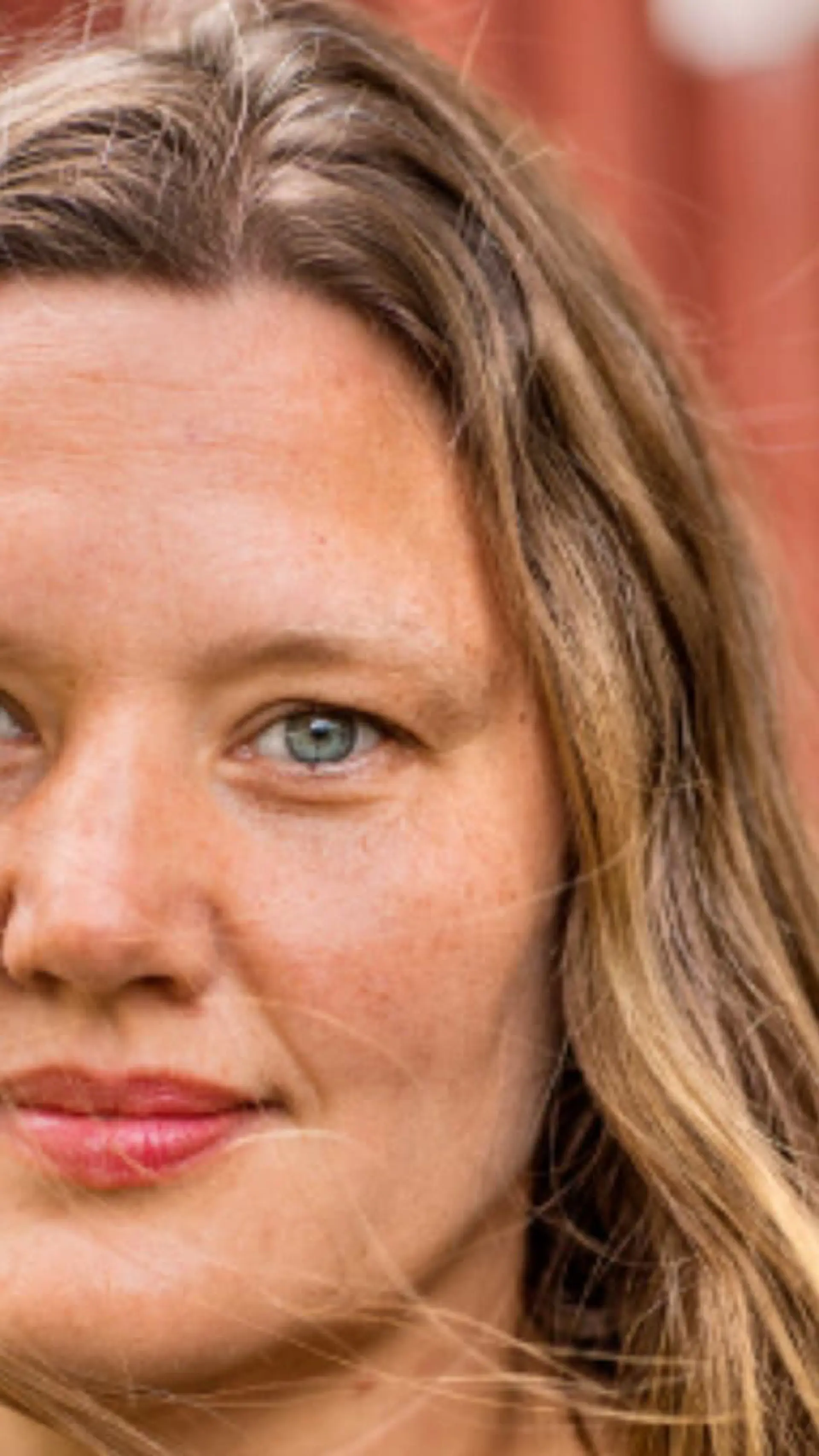 Anna Rosling Rönnlund - <p data-start="67" data-end="167">Få en ny, faktabaserad bild av världen genom kraftfull datavisualisering</p>