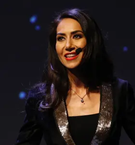 Mouna Esmaeilzadeh