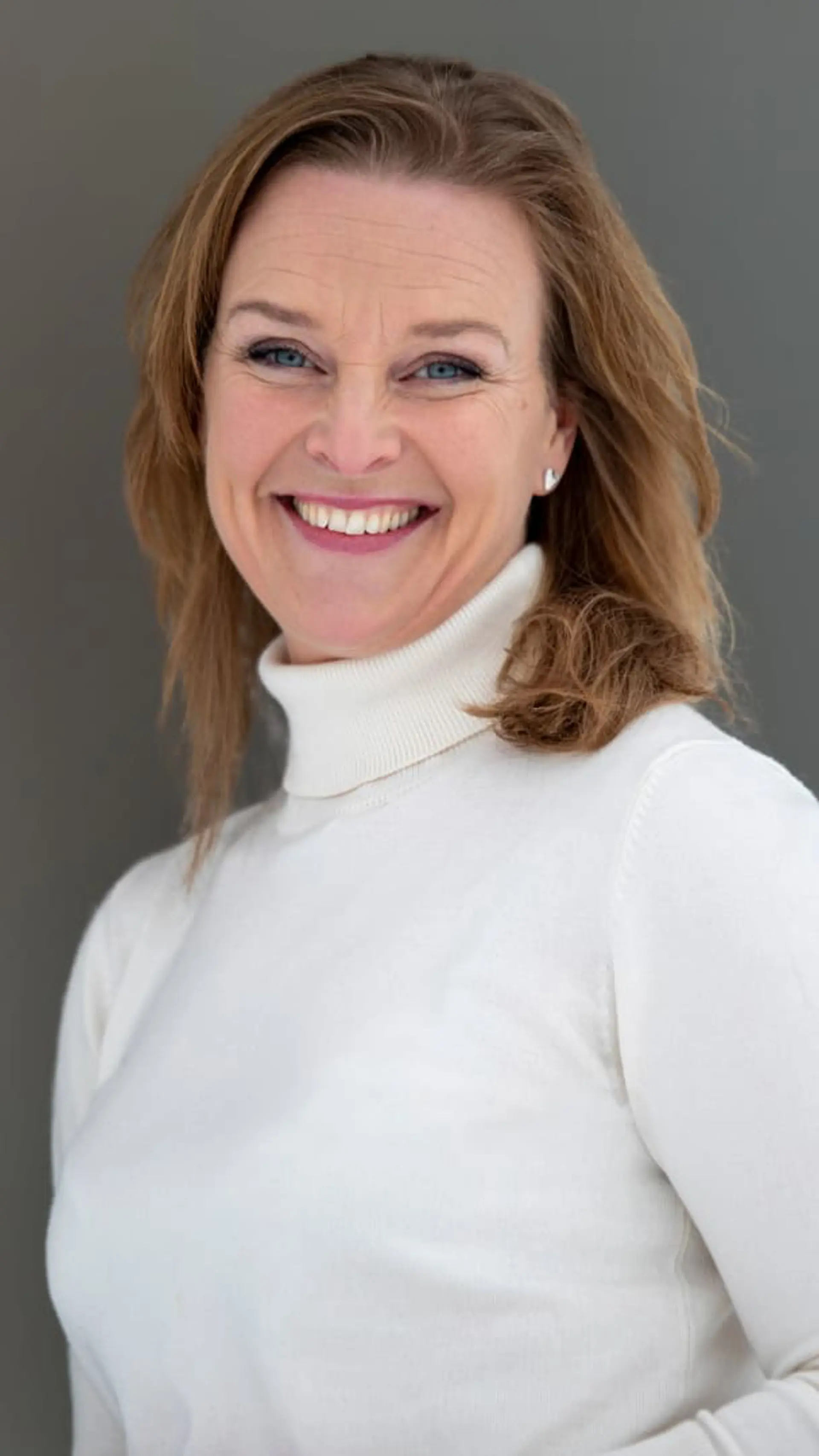 Camilla Saarinen - <p data-start="232" data-end="324">Inspirerande föreläsare inom arbetsglädje, kultur och förändring</p>