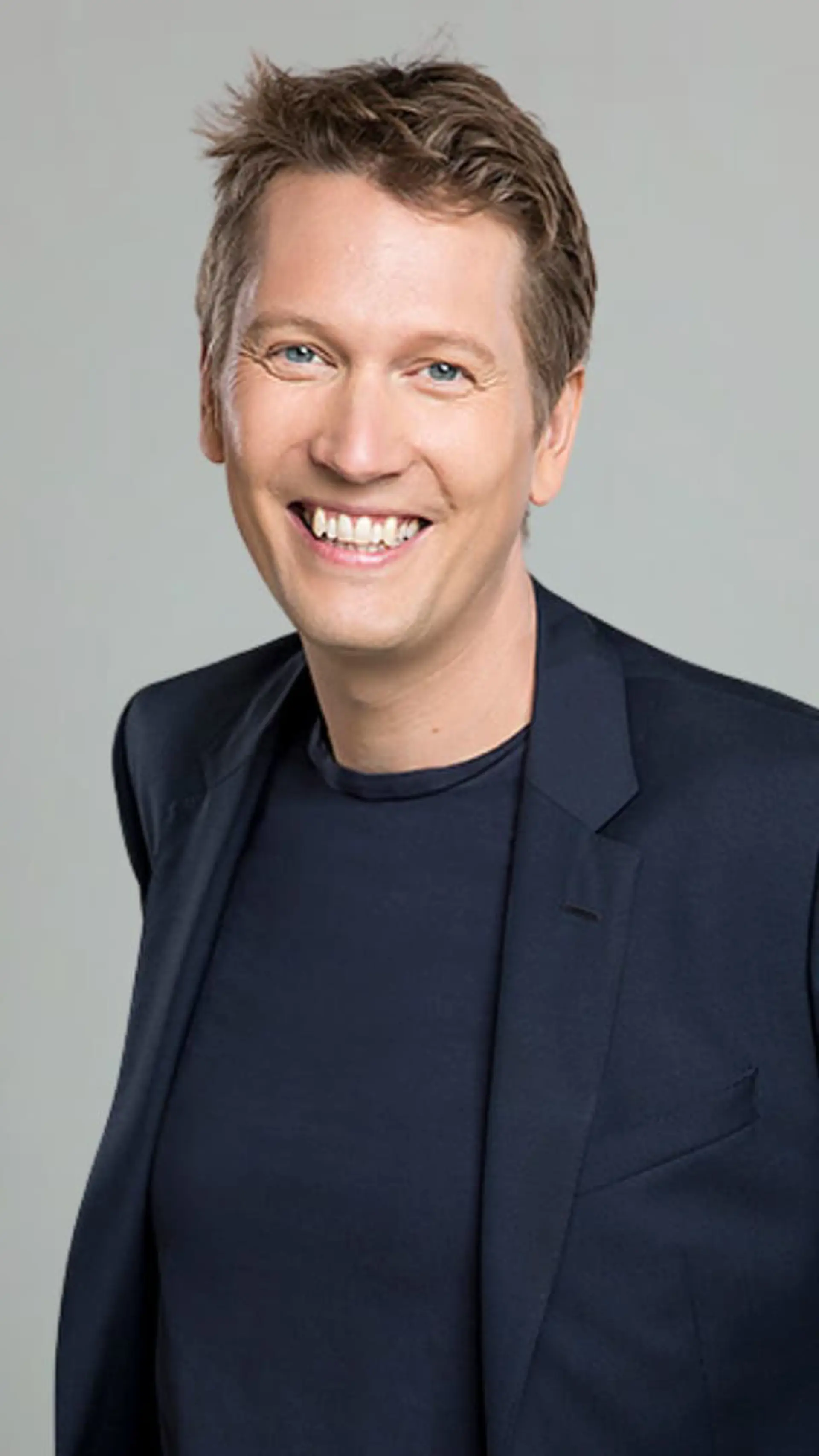 Per Lange - <p data-start="355" data-end="486">Inspirerande föreläsningar som stärker försäljning, motivation och Growth Mindset i hela organisationen.</p>
