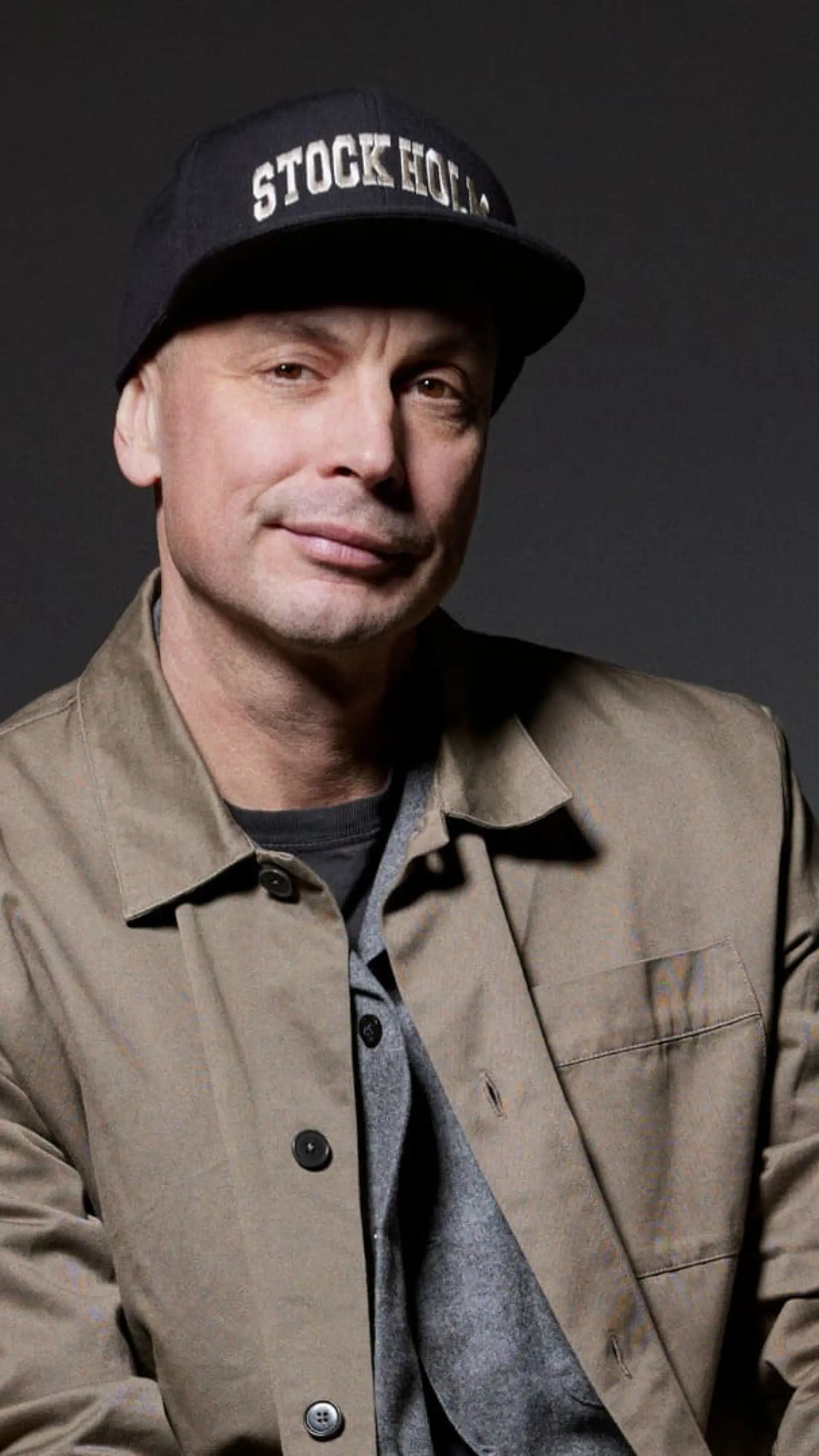 Petter Askergren - <p>Petter Askergren inspirerar om drivkraft, språkets kraft och hur man vänder skolsvårigheter till personlig och professionell styrka.</p>