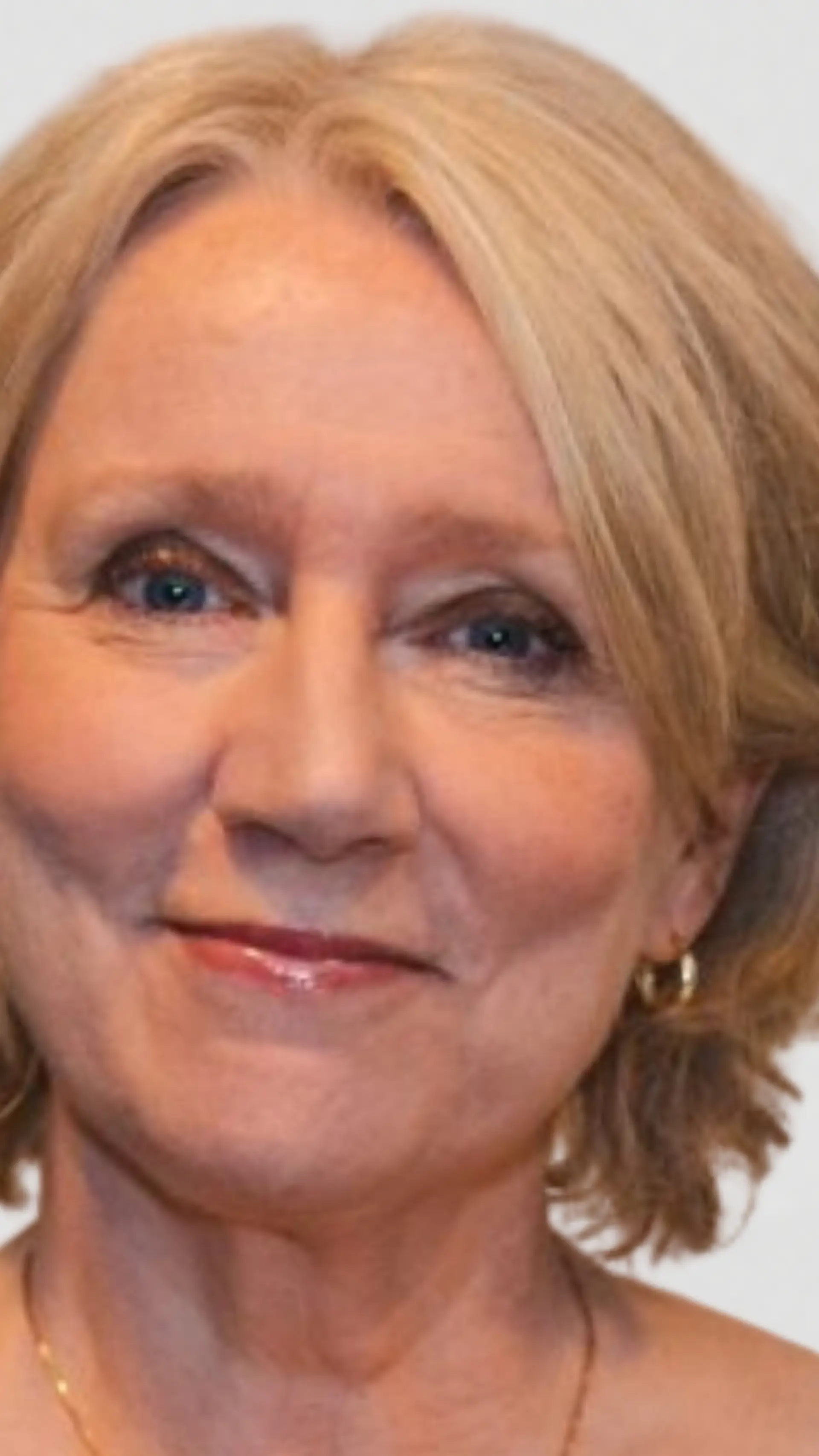 Jenny Åkerman - <p data-start="215" data-end="354">Upptäck hur hjärnan kan utvecklas med minnesteknik, kommunikation och nyfikenhet tillsammans med Jenny Åkerman</p>