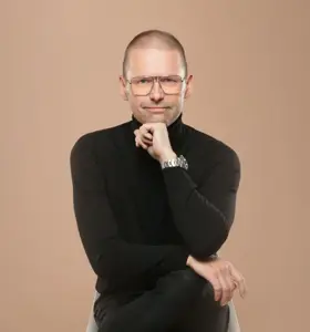 Ari Riabacke