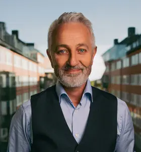 Malcolm Larri