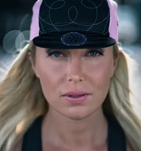 Shahrzad Kiavash - Från sepsis och dubbel underbensamputation till Paralympics. En föreläsning om styrka, ansvar och mänsklig kapacitet.