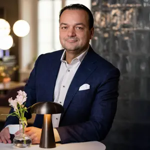 Shervin Razani