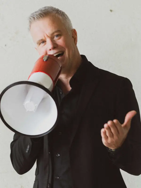 Magnus Thomson