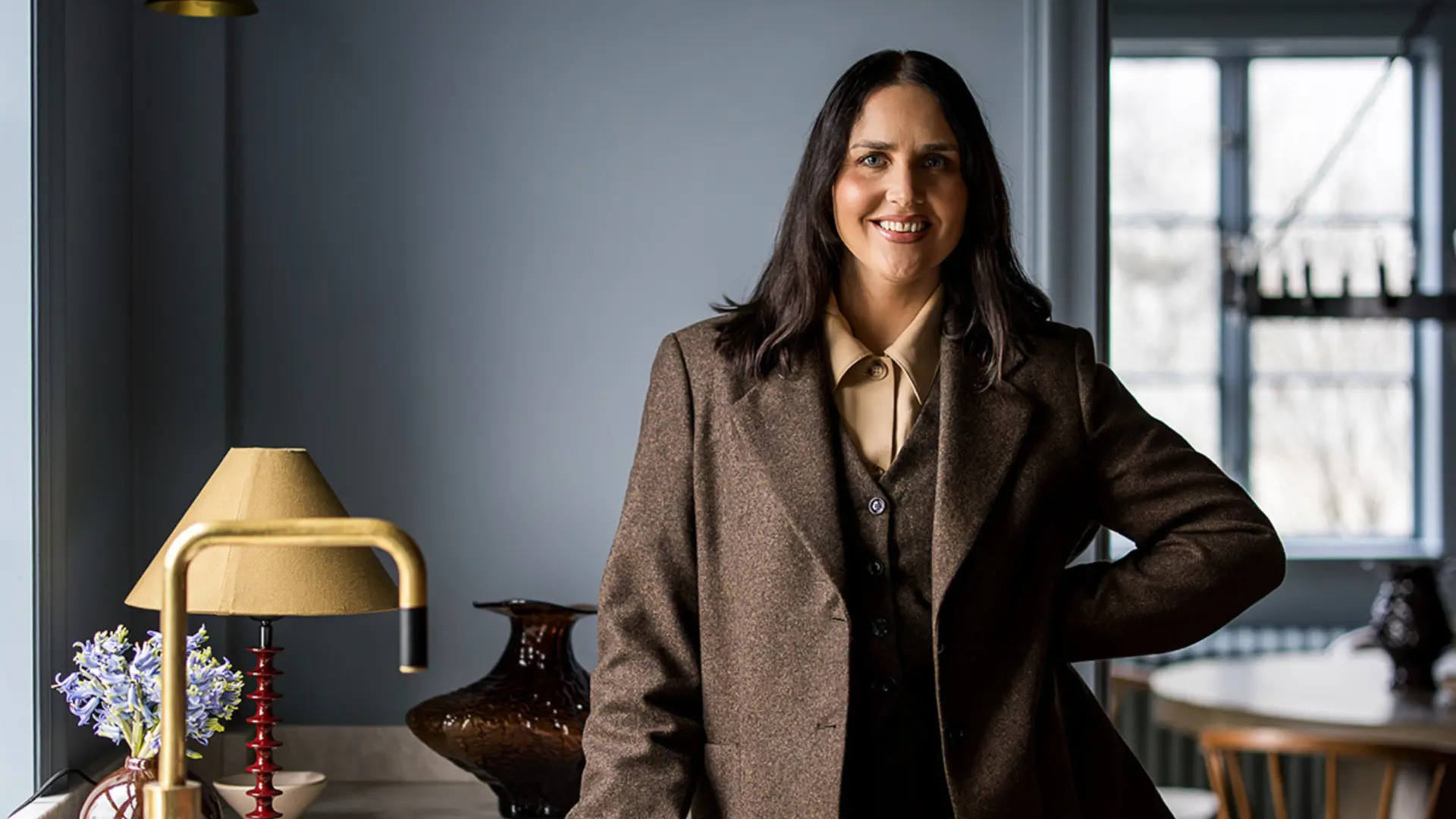 Linn Solstad - <p data-start="242" data-end="389">Linn Solstad inspirerar människor att våga mer i sitt uttryck, sitt hem och sitt liv genom mod, kreativitet och närvaro.</p>