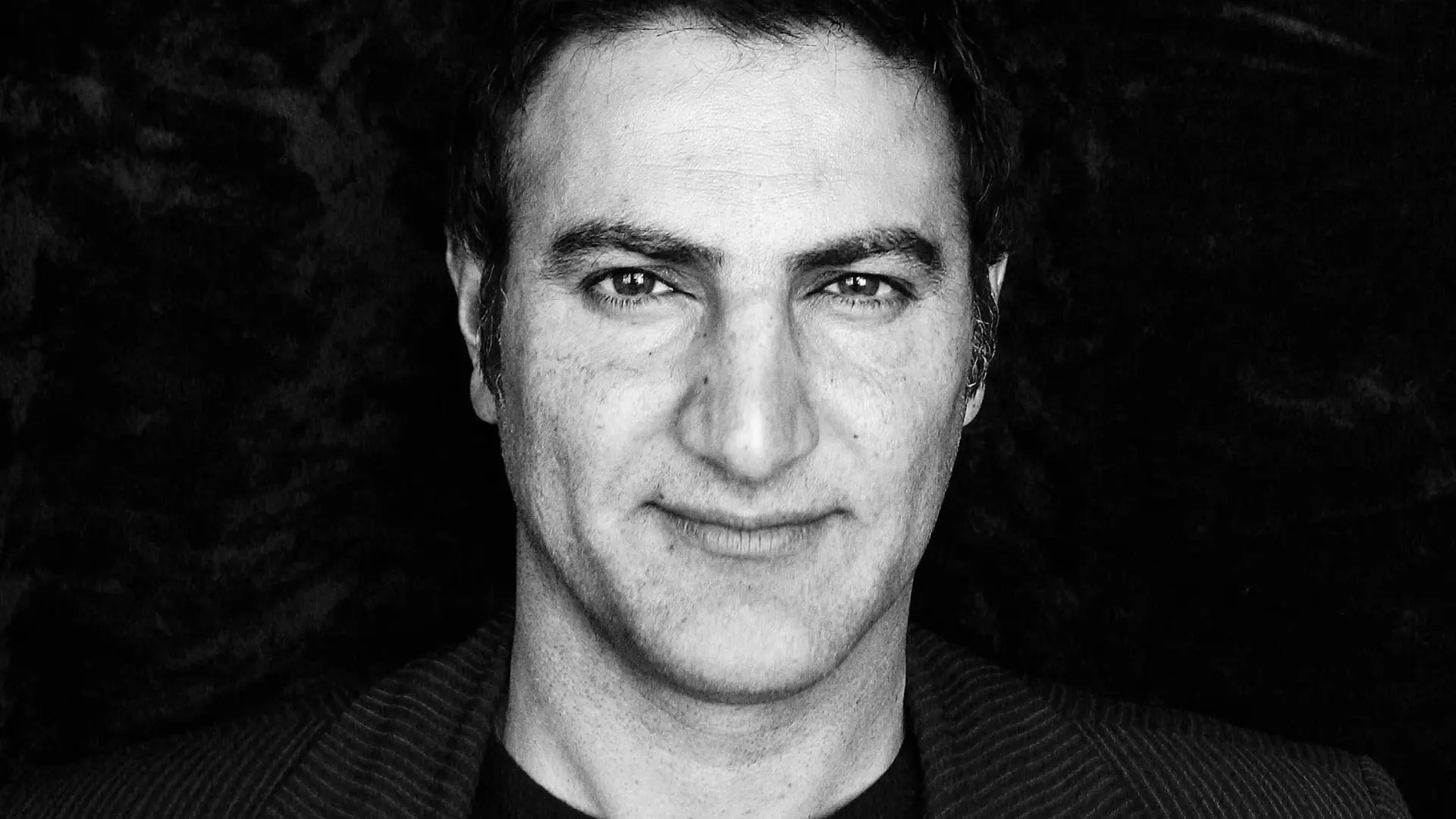 Mustafa Can - <p data-start="272" data-end="455">Mustafa Can är en prisbelönt journalist och författare som med stark berättarkraft föreläser om identitet, språk, kultur och samhällsfrågor.</p>
