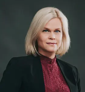 Paulina Brandberg - Paulina Brandberg är före detta åklagare och minister som föreläser om gängvåld, våld i nära relationer och hur juridik möter politik.