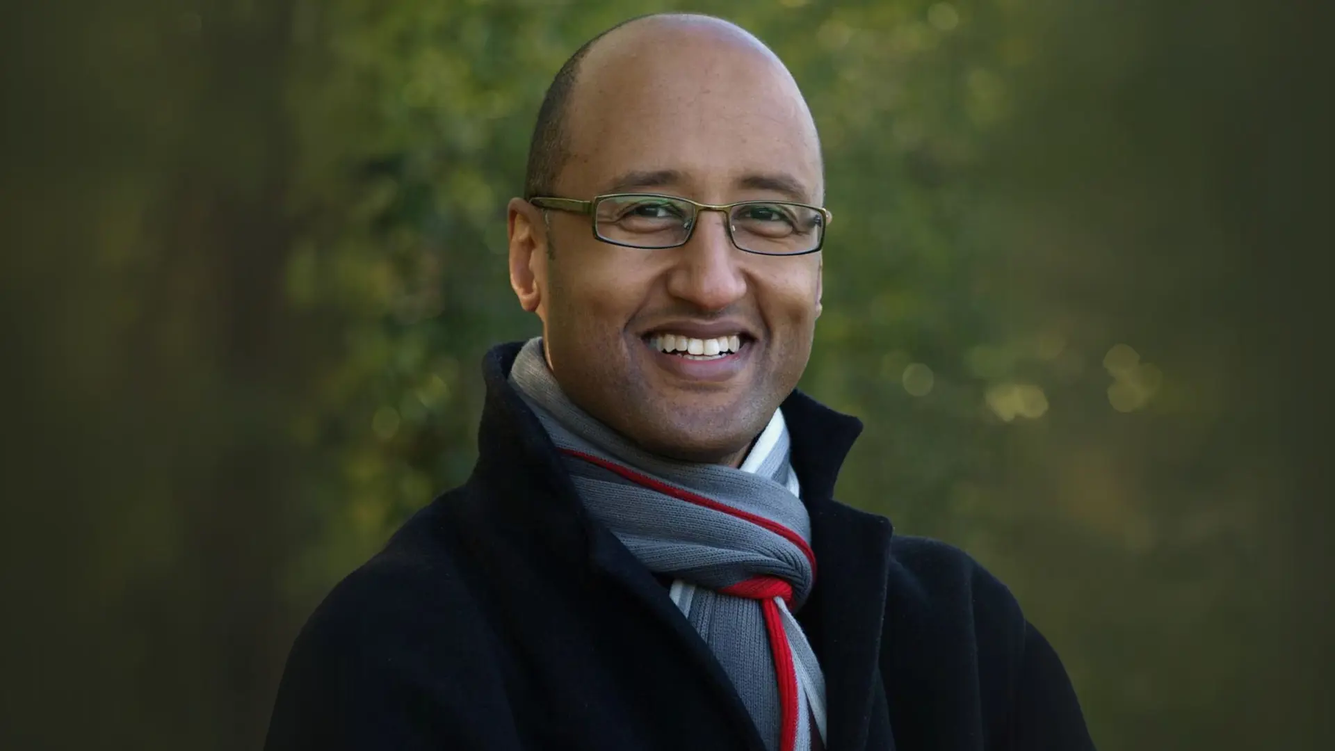 Emmanuel Ezra - <p data-start="291" data-end="474">Kirurgen och författaren Emmanuel Ezra visar hur bättre bemötande och lyhörd kommunikation skapar starkare möten i arbetslivet och vardagen</p>