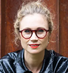 Judith Wolst