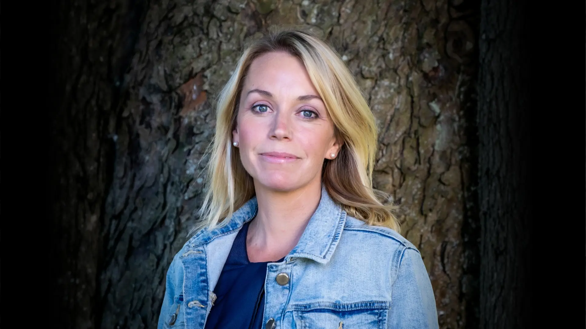 Alexandra Thomas - <p data-start="236" data-end="371">Legitimerad psykolog och prisad författare som inspirerar kring ledarskap, team och mänskliga arbetsplatser</p>