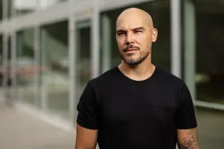 En intervju med Nicolas Lunabba – från verklighet till vita duken