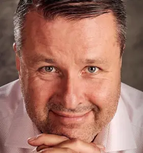 Thomas Ardenfors - En stark och personlig föreläsning om livet som jour och familjehem och om hur trygghet kan förändra barns liv.