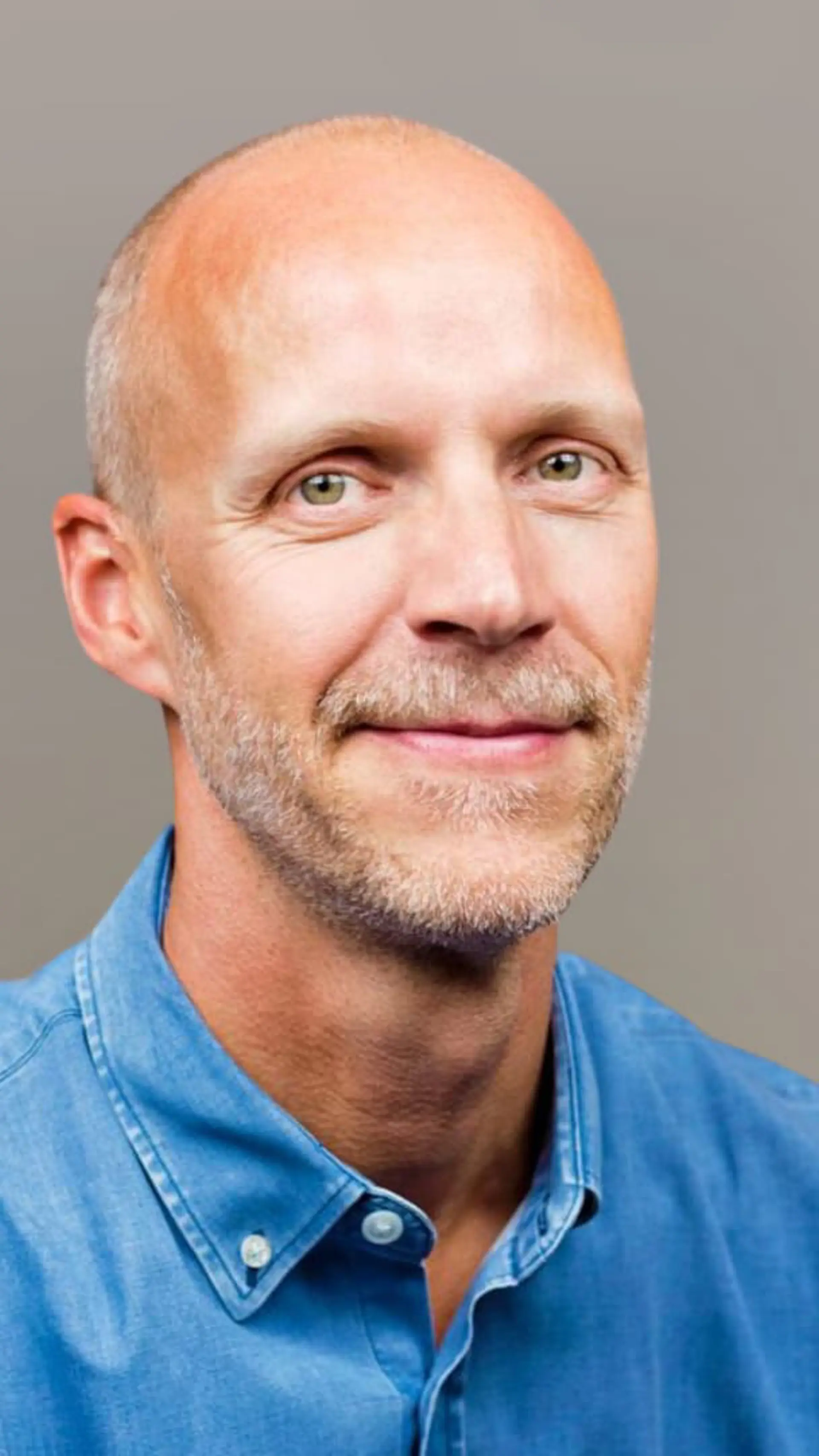 Niklas Delmar - <p data-start="252" data-end="458">Niklas Delmar inspirerar organisationer att skapa starkt medarbetarengagemang, bättre arbetsmiljö och hållbara resultat genom ansvar, kultur och tydligt ledarskap.</p>
