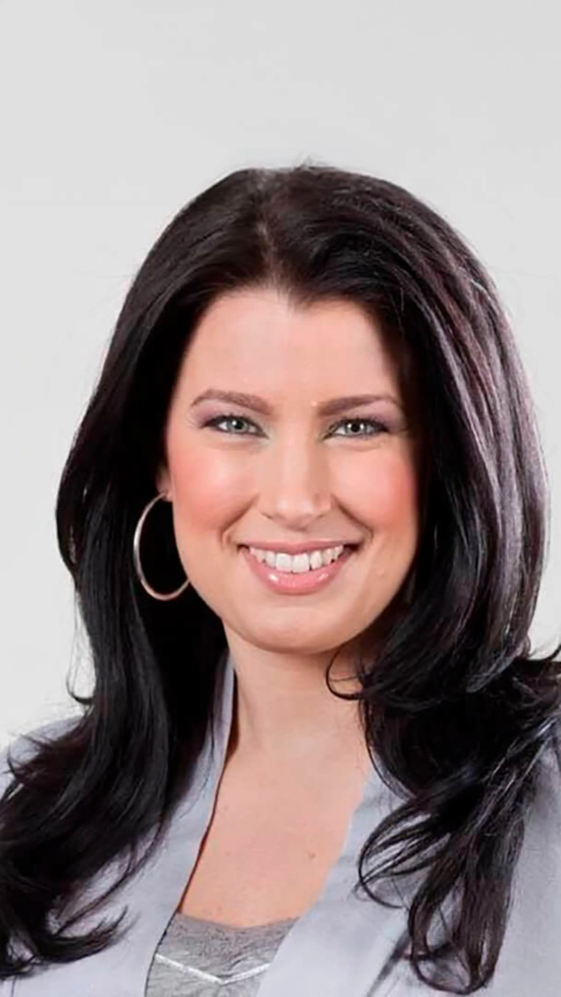 Anna Olin Kardell - <p data-start="246" data-end="343">Moderator och föreläsare med över 20 års scenvana och stark närvaro</p>