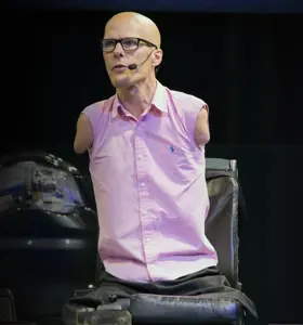 Mikael Andersson