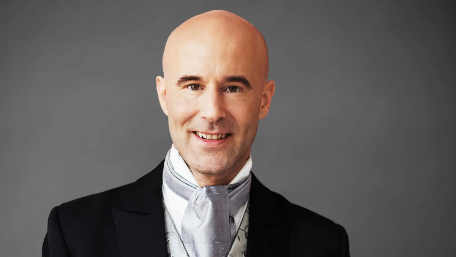 Mark Levengood - <p data-start="270" data-end="421">Mark Levengood förenar humor, värme och klarsynthet i föreläsningar om livet, förändring och samtidens krav.</p>