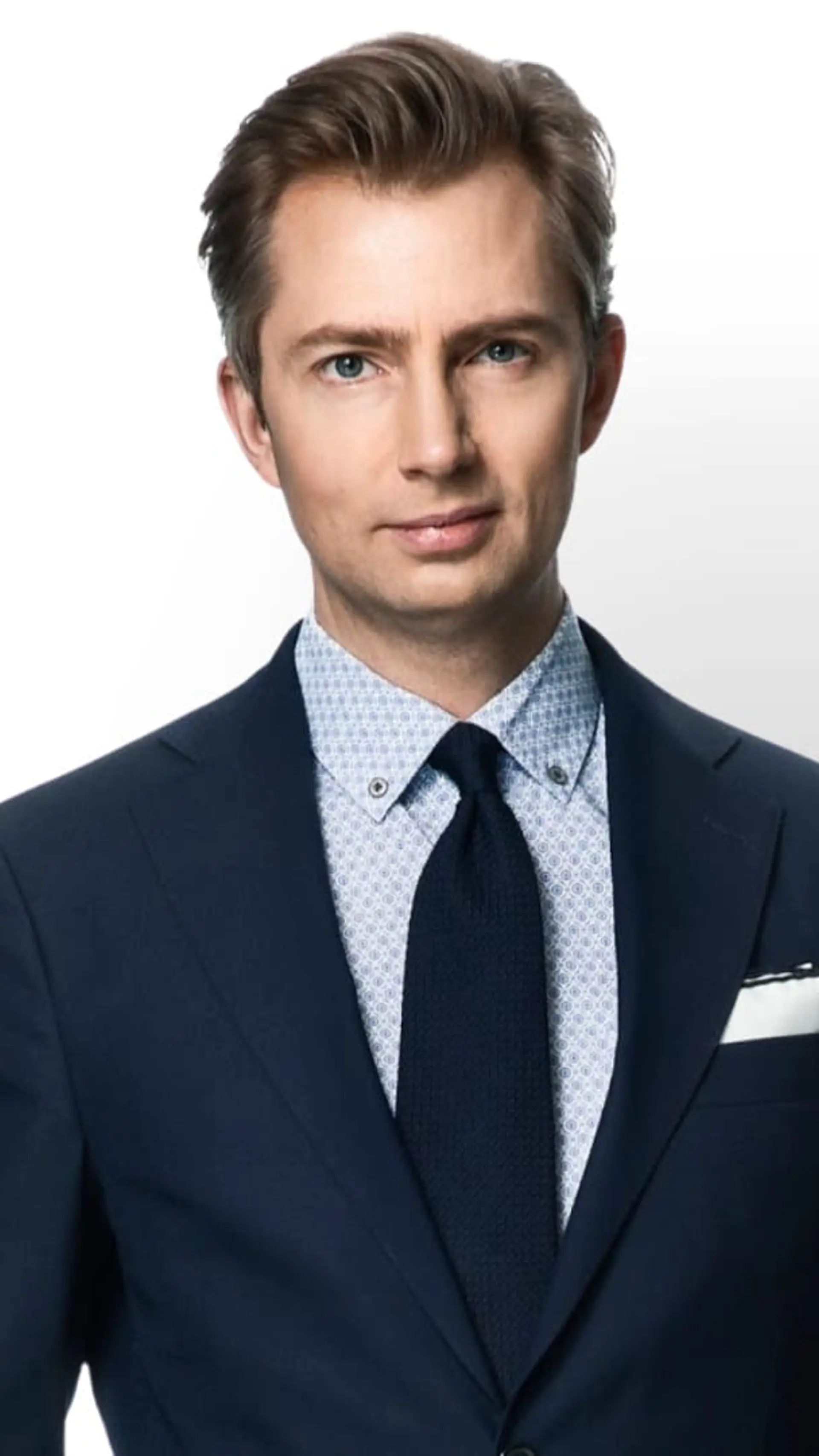 Erik Olkiewicz - <p>Erik Olkiewicz levererar fascinerande hypnosshower där humor, motivation och mental träning möts i en upplevelse som stärker energi, kreativitet och självkänsla</p>