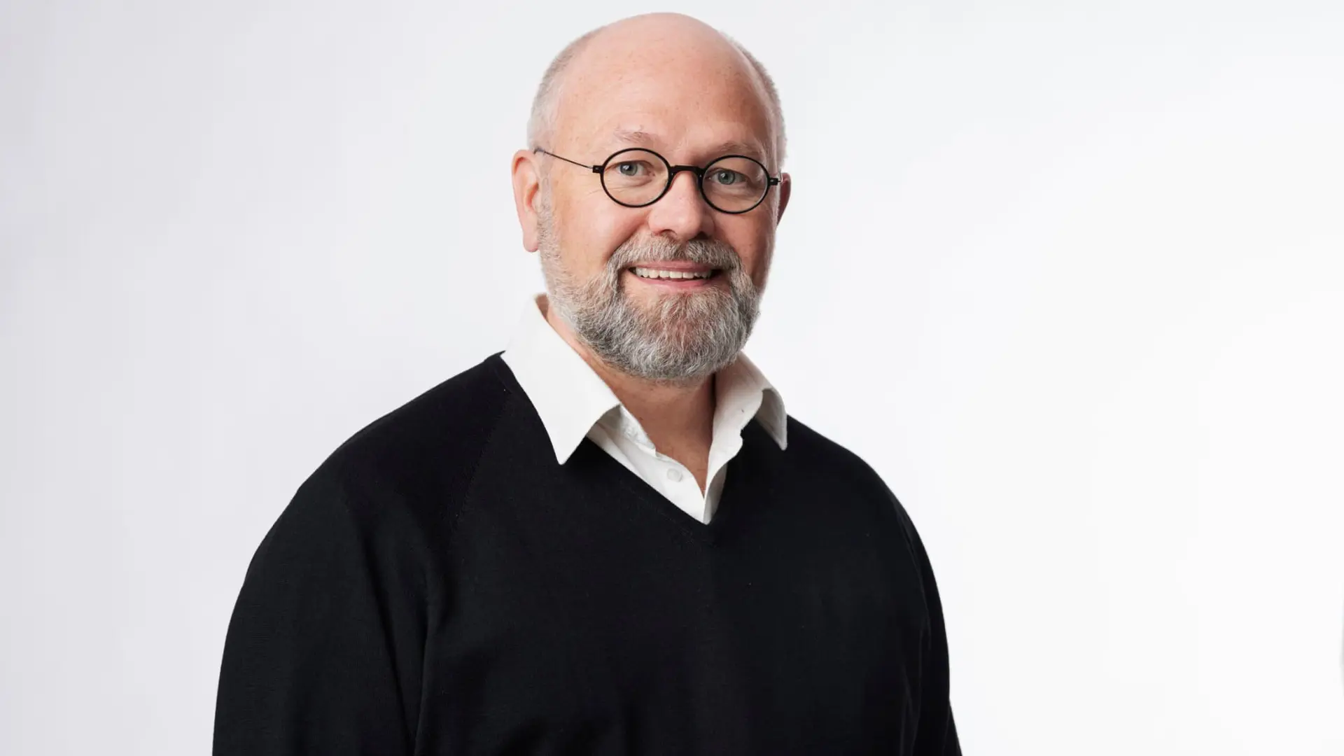 David Edfelt - <p data-start="228" data-end="340">Legitimerad psykolog som ger konkreta verktyg för att förstå och förebygga beteenden</p>