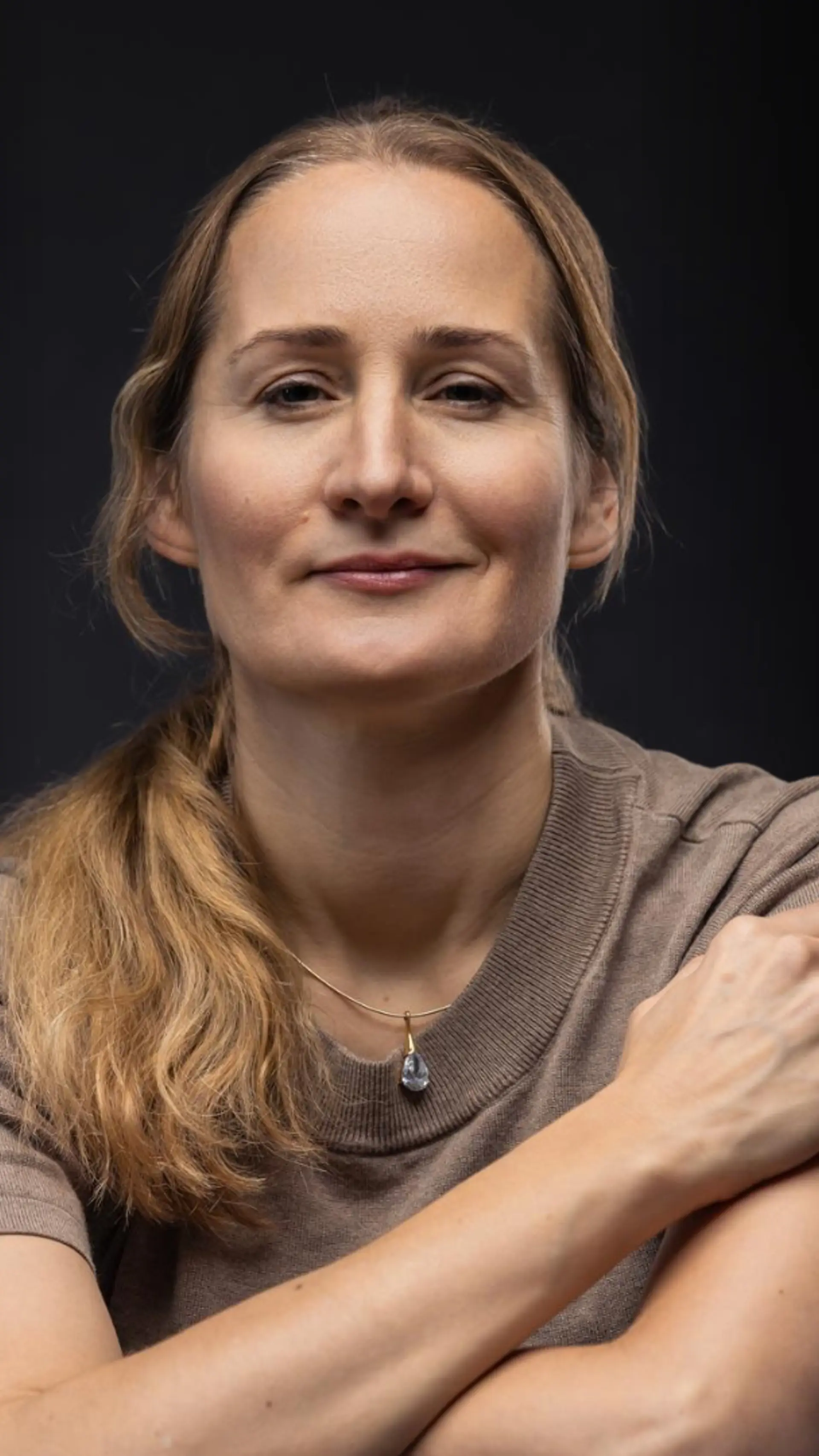 Elly Reinolds - <p data-start="234" data-end="342">Elly Reinolds visar hur mod, värderingar och ansvar skapar resultat under press</p>