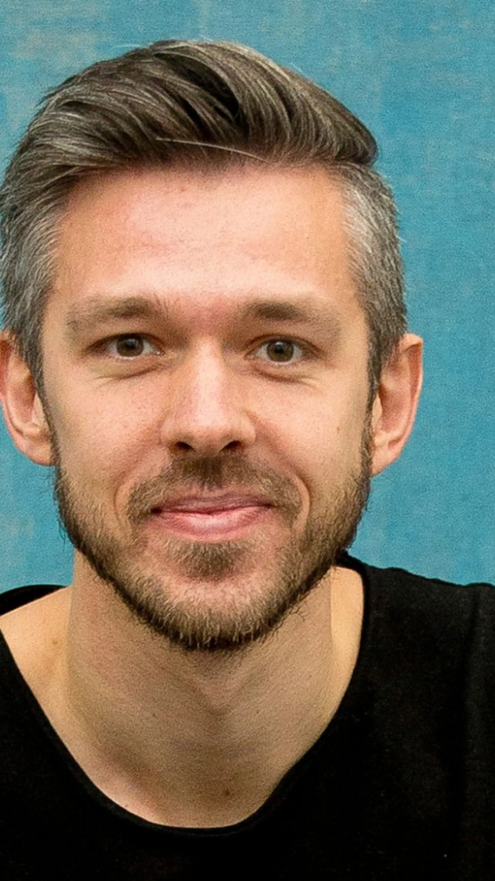 Tobias Ahlin