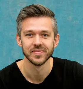 Tobias Ahlin