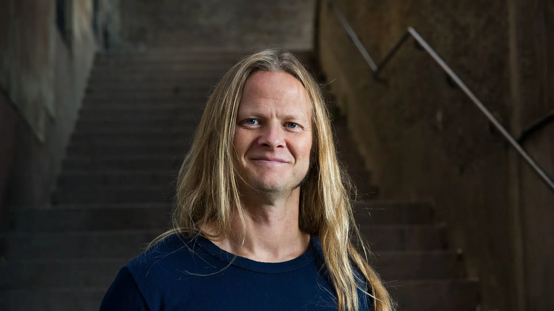 Herman Geijer - <p data-start="213" data-end="369">Hur överlever vi kriser och katastrofer? Herman Geijer kombinerar humor, fakta och zombier för att ge insikter som stannar kvar</p>
