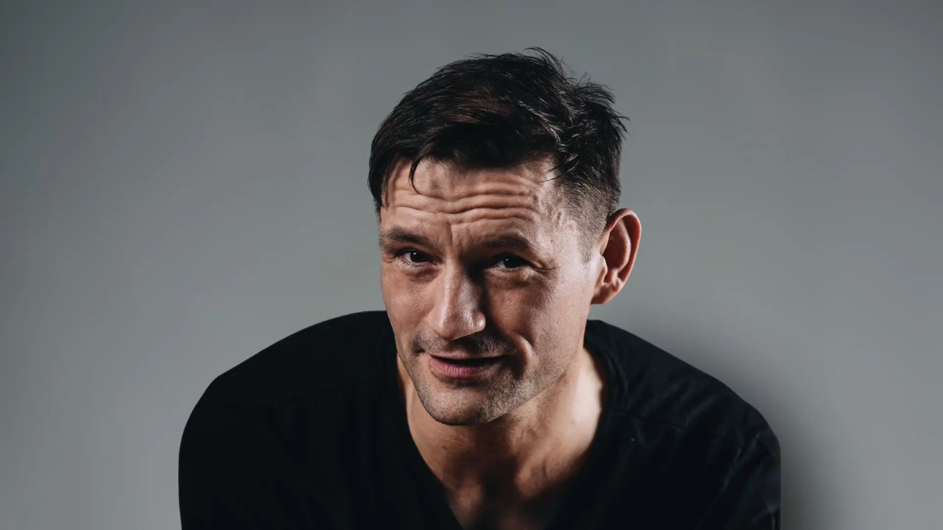 Gunnar Söderström - <p data-start="501" data-end="631">Gunnar Söderström visar hur gruppdynamik, attityd och positivt ledarskap skapar arbetsglädje, starkare team och hållbara resultat.</p>