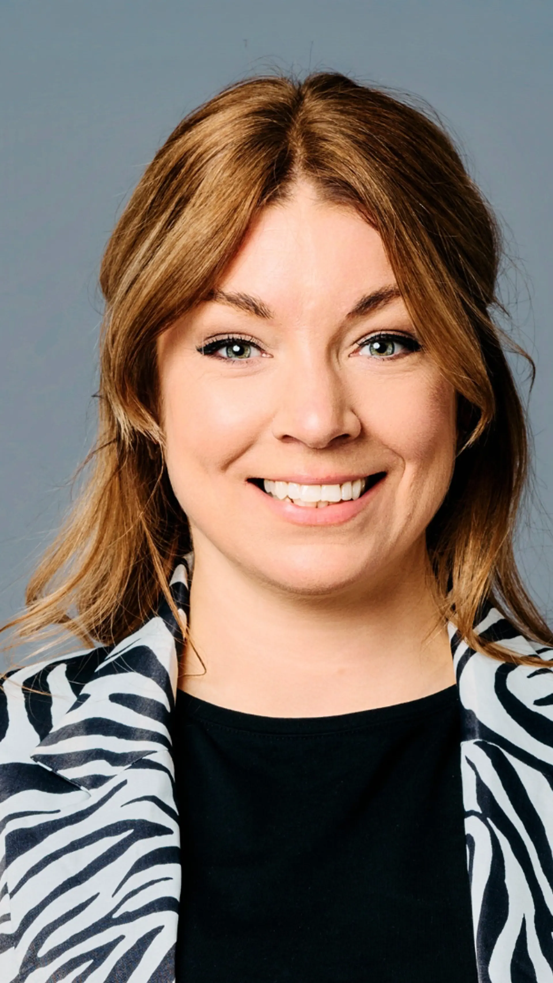 Johanna Samuelson - <p data-start="492" data-end="630">Inspirerande föreläsare, moderator och konferencier som med humor, värme och energi skapar motivation, delaktighet och positiv förändring.</p>