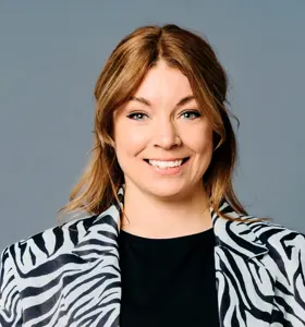 Johanna Samuelson - Inspirerande föreläsare, moderator och konferencier som med humor, värme och energi skapar motivation, delaktighet och positiv förändring.