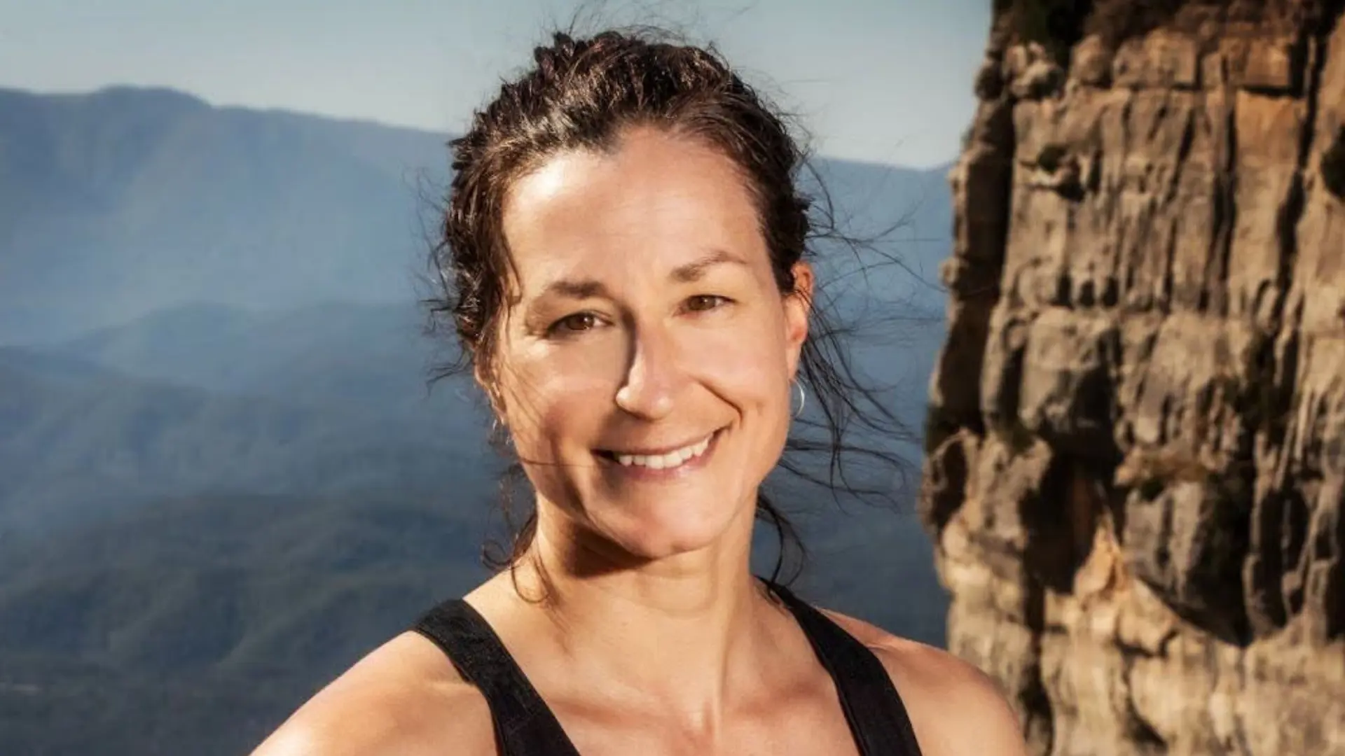 Johanna Davidsson - <p data-start="216" data-end="349">Världsrekordhållare som ger konkreta verktyg för mental styrka, fokus och prestation i utmanande miljöer</p>