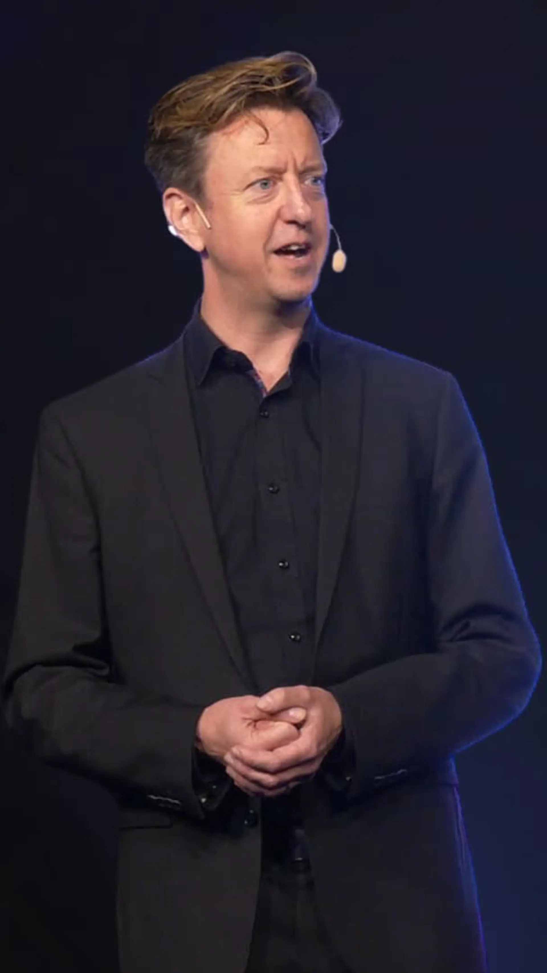 Kristofer Wåhlander - <p data-start="254" data-end="388">Dirigent och talare som visar hur känsla, ledarskap och samspel skapar högpresterande team.</p>