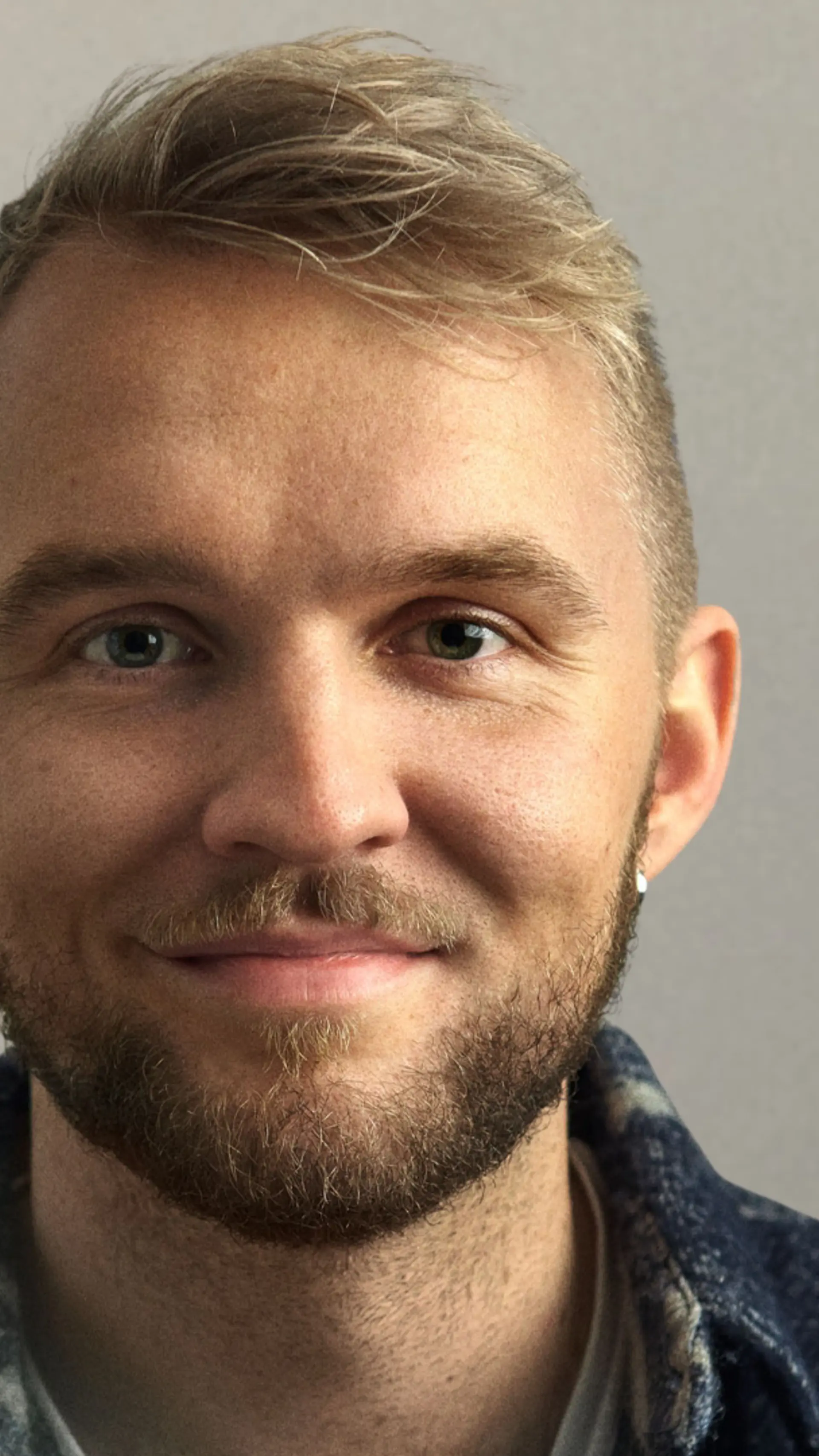 Mårten Granlund - <p data-start="287" data-end="460">Mårten Granlund föreläser om manlighet och psykisk hälsa och ger en stark inblick i unga mäns liv, normer och behov av förändring.</p>