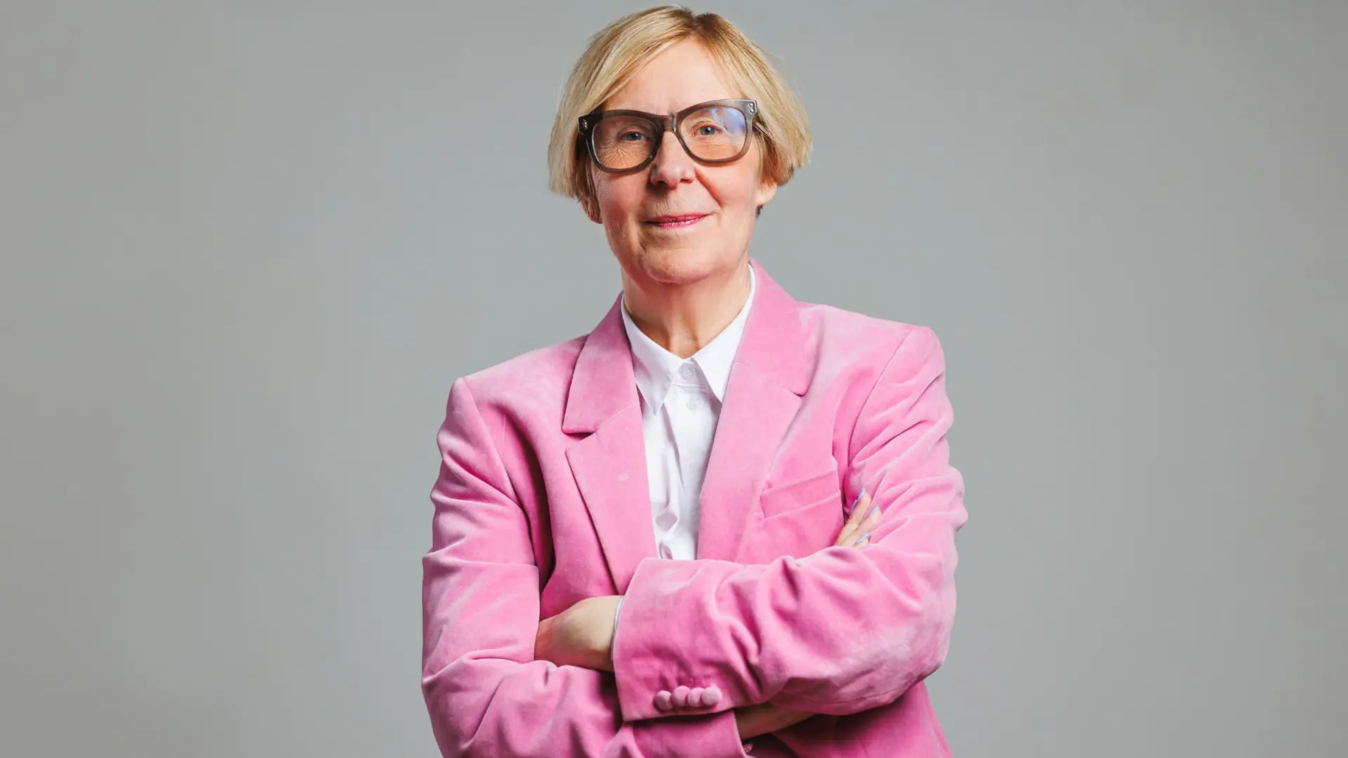 Karin Tenelius - <p data-start="254" data-end="416">Karin Tenelius visar hur du frigör medarbetares kompetens och bygger en innovativ, lönsam och engagerande arbetskultur.</p>