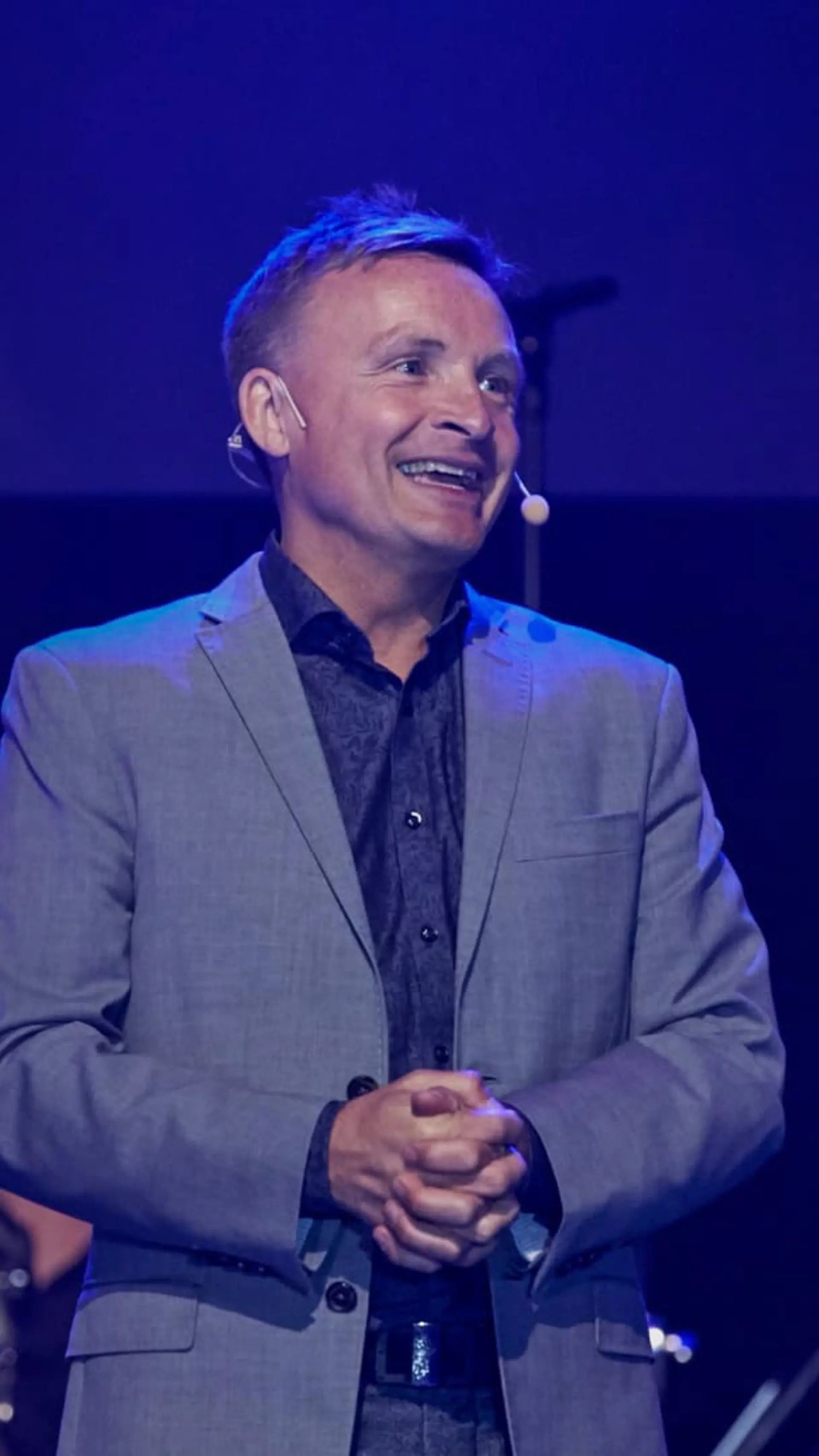Jan Bylund - <p data-start="175" data-end="316">Jan Bylund levererar humor, skärpa och energi som lyfter hela eventet och skapar engagemang från start till slut</p>