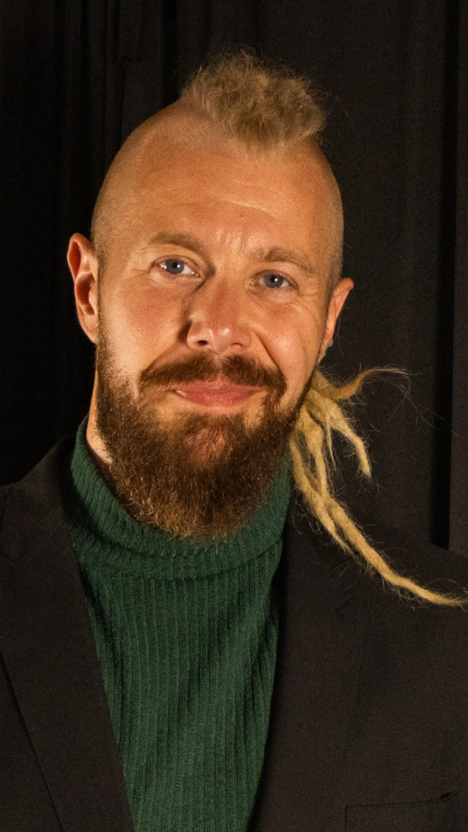 Emil Hägg - <p data-start="280" data-end="457">Socialpedagog och föreläsare som ger nya perspektiv på machokultur, psykisk ohälsa och hur organisationer kan skapa en sundare kultur</p>